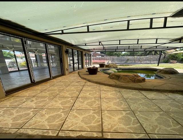 3 BEDROOM HOUSE FOR SALE IN WITPOORTJIE